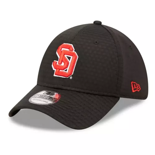 New Era South Dakota Coyotes Essential Neo Hat